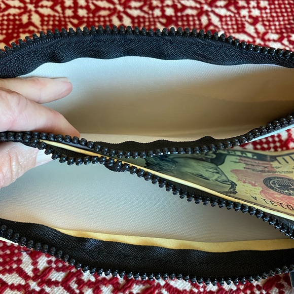 Super fun US bank note zipper bags, $10 and $100 NWT - Picture 2 of 3